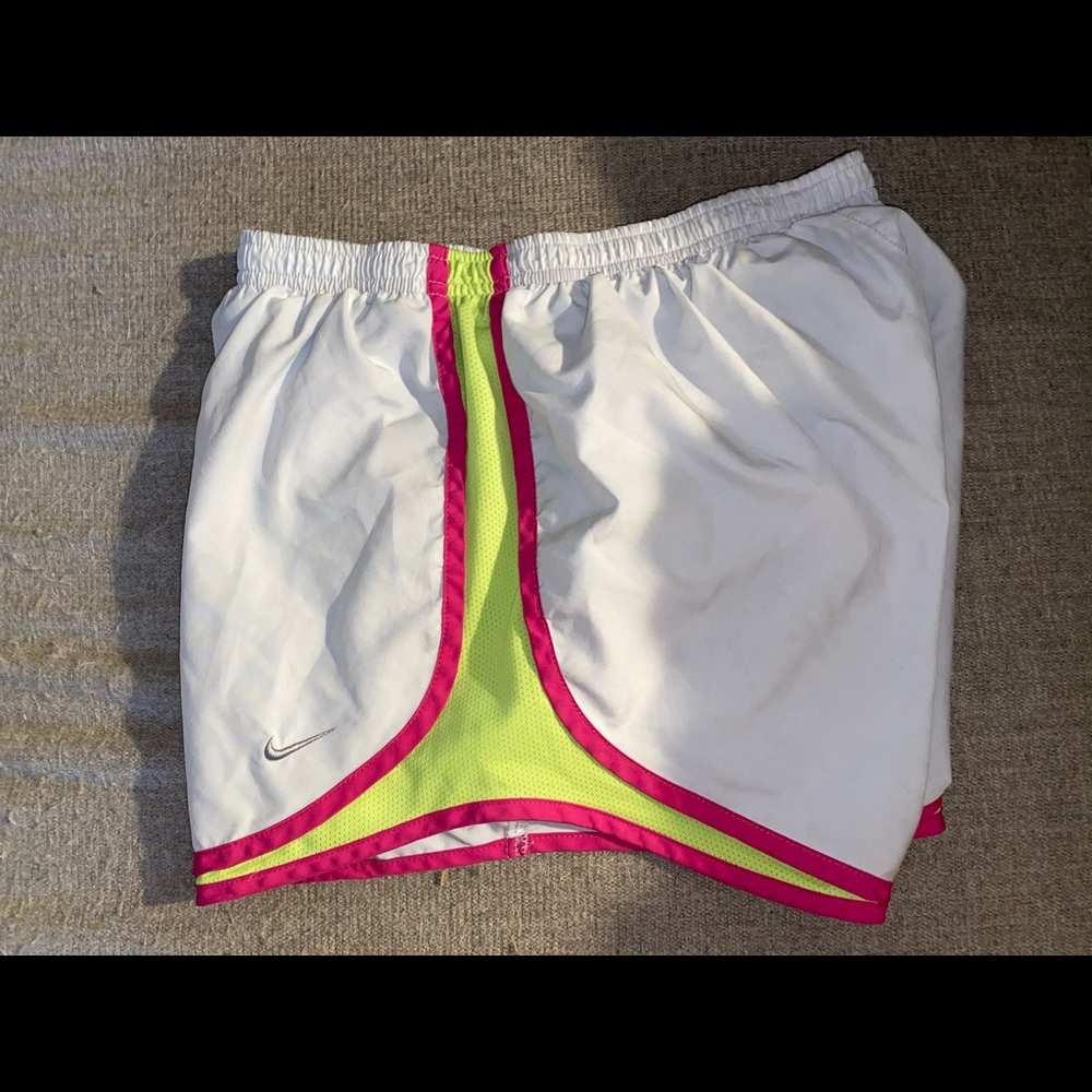Women’s Nike Tempo Running Shorts